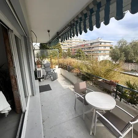 La Garde D'antoine - Centre * La Garde (Var)