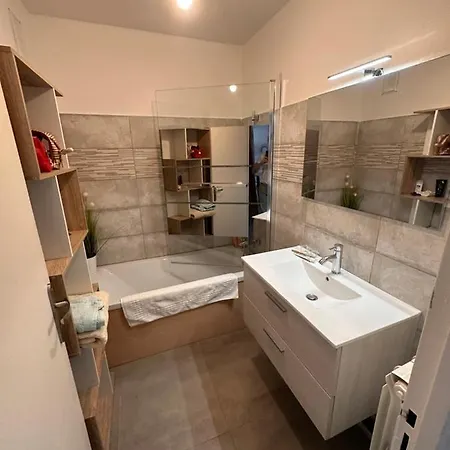 La Garde D'antoine - Centre Lejlighed